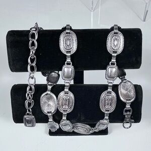 Silver Women's Belt  Antiqued Western Design. EXC